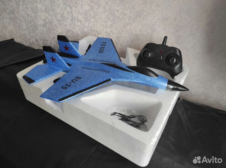 Самолет на радиоуправлении