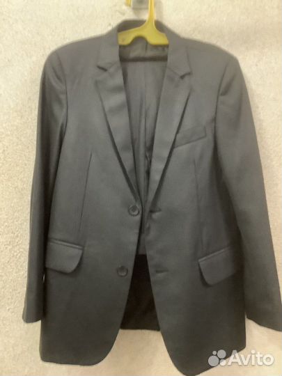 Костюм+ рубашка для мальчика бу 152/40