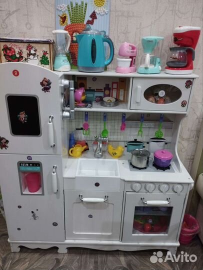 Детская деревянная кухня