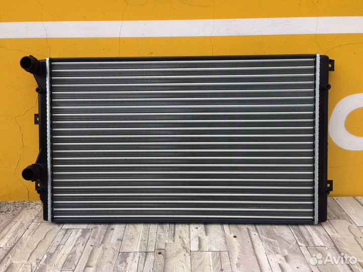 Радиатор охлаждения skoda octavia a5