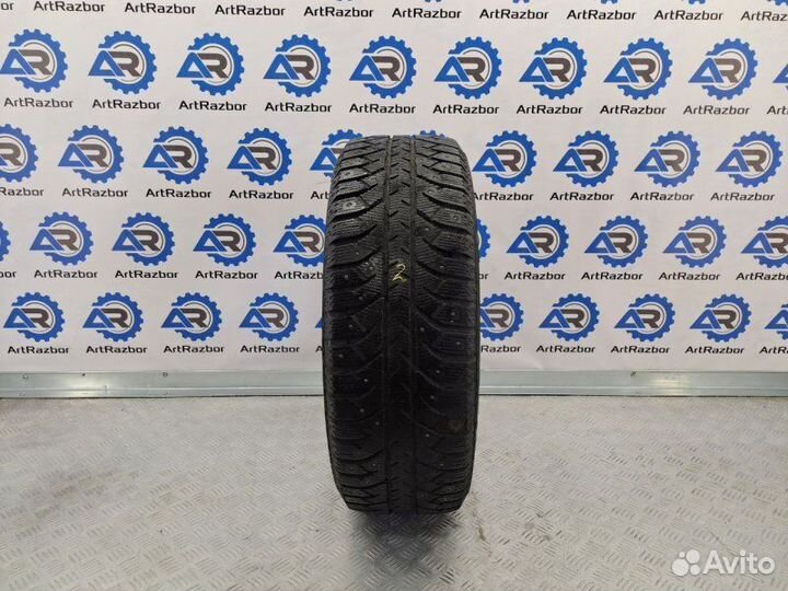 Bridgestone Ice Cruiser 7000 215/60 R17