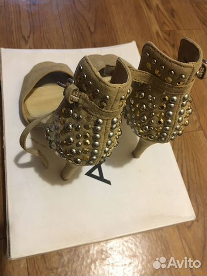 Босоножки Aldo