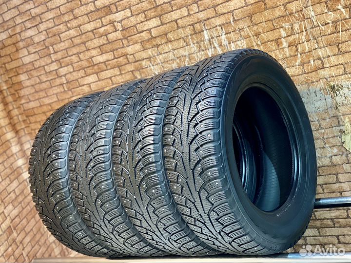 Nokian Tyres Hakkapeliitta 5 215/65 R16