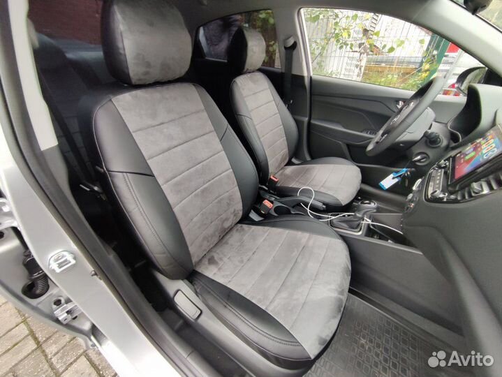 Чехлы Автопилот Mitsubishi Pajero 3 с 2000-2006г