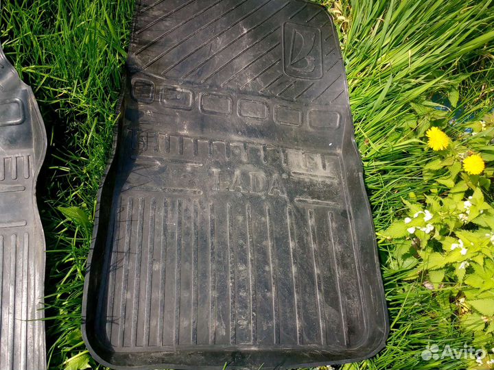 Автомобильные коврики резиновые ваз