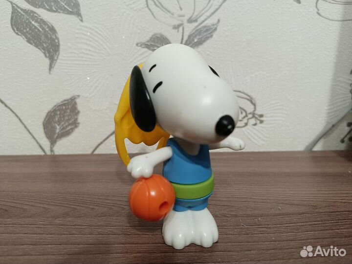 Снупи фигурка MC Donalds 2018