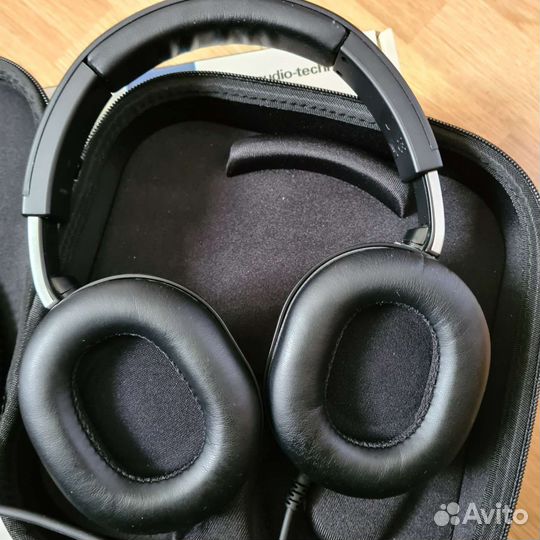 Наушники Audio-Technica ATH-M70X