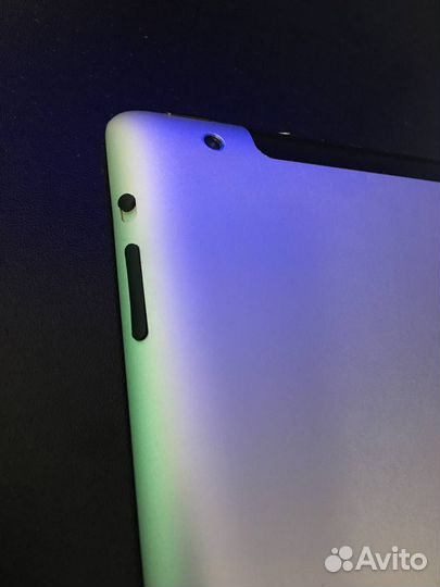 Планшет Apple iPad 2