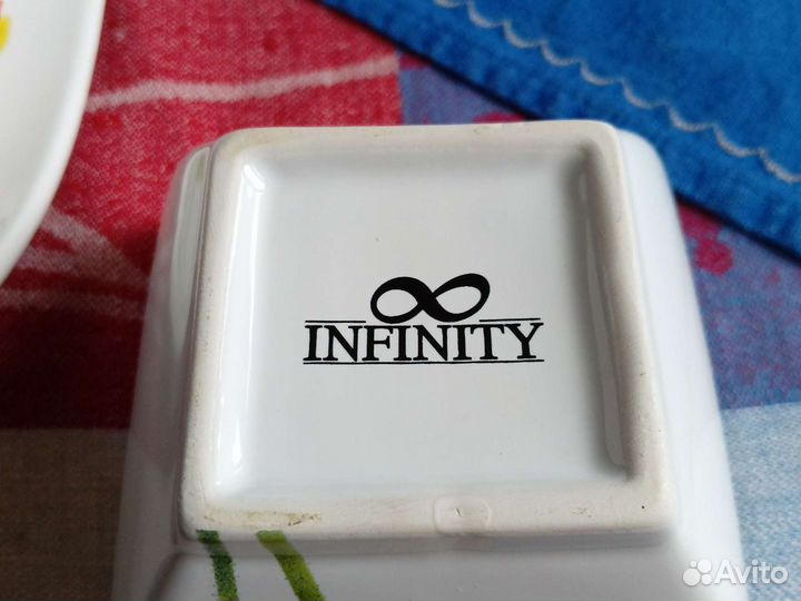 Набор столовой посуды новый