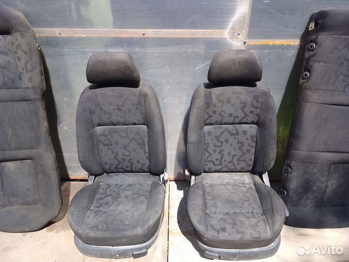 Сиденья Volkswagen Golf 4