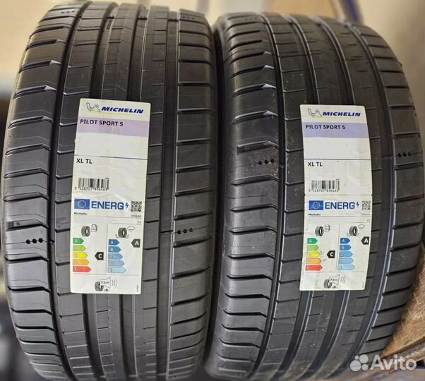Michelin Pilot Sport 5 235/40 R19 96Y