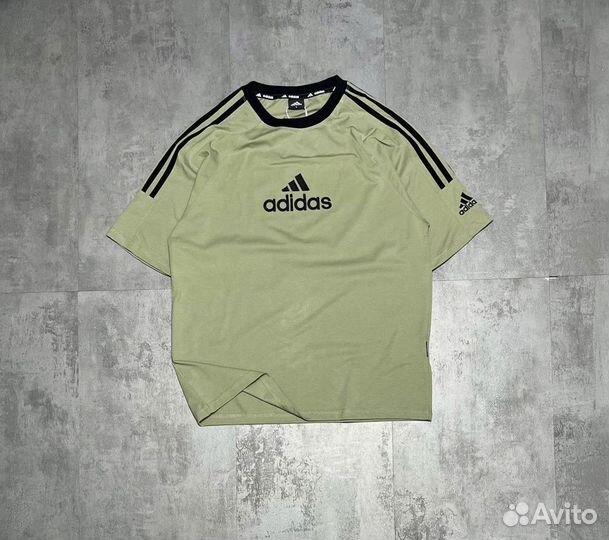 Adidas футболка