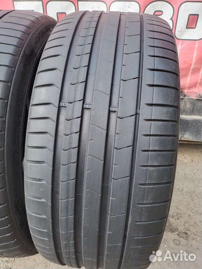 Pirelli P Zero 275/35 R22 и 315/30 R22