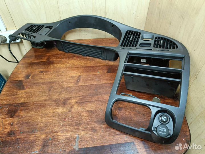 Накладка передней консоли Hyundai Elantra XD