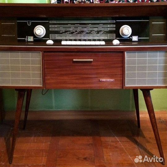 Радиола Беларусь СССР
