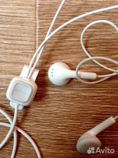 Гарнитуры для сотовых телефонов