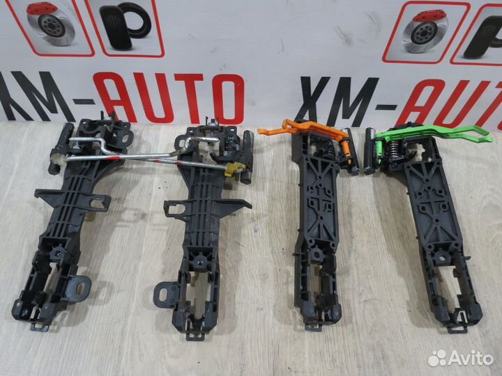 Кронштейн ручки Toyota Camry 50