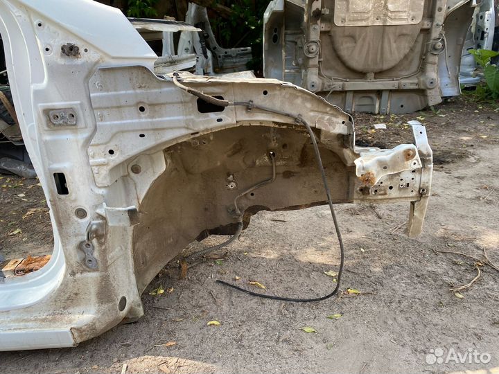 Четверть передняя правая Hyundai Solaris 1