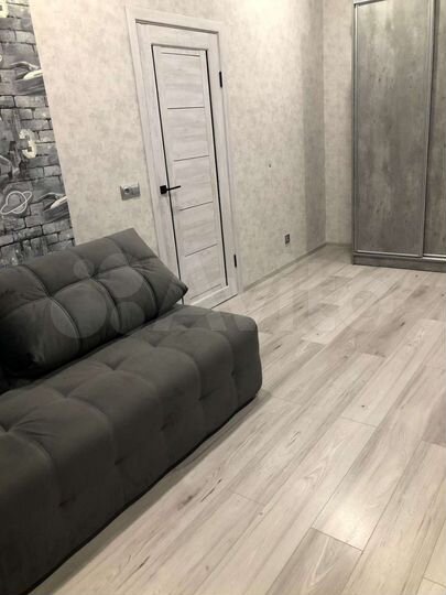 2-к. квартира, 70 м², 3/20 эт.