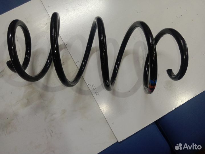 Пружина передней стойки амортизатора Volkswagen