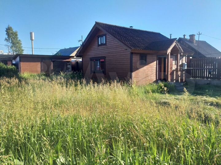 Дом 36 м² на участке 8 сот.