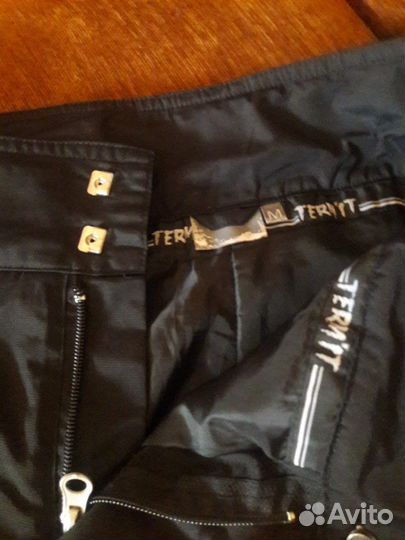 Горнолыжная куртка и штаны