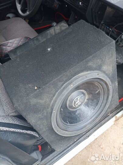 Сабвуфер с усилителем