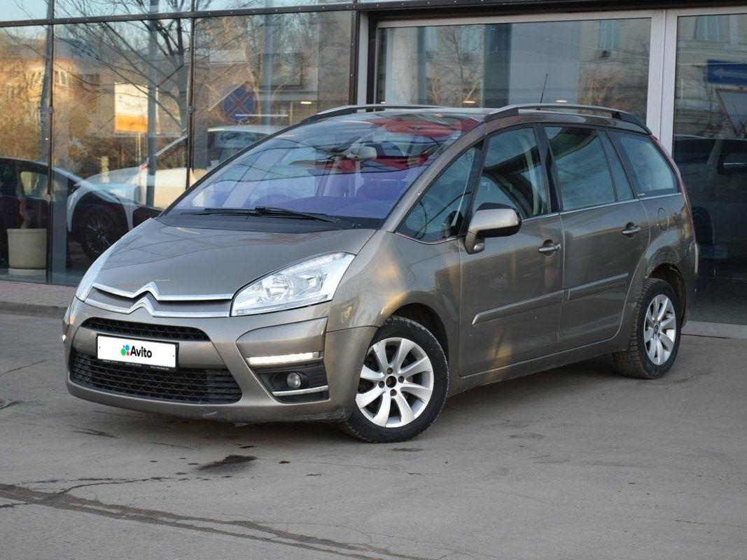 Citroen Grand C4 Picasso: фото владельца
