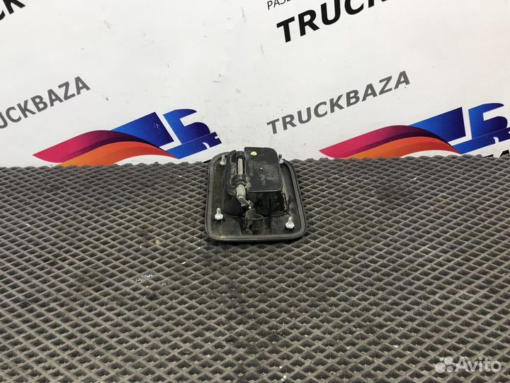 504215016 Ручка двери наружная правая