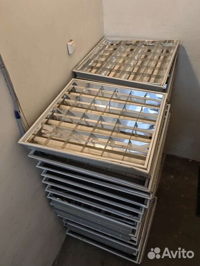 Светильник потолочный