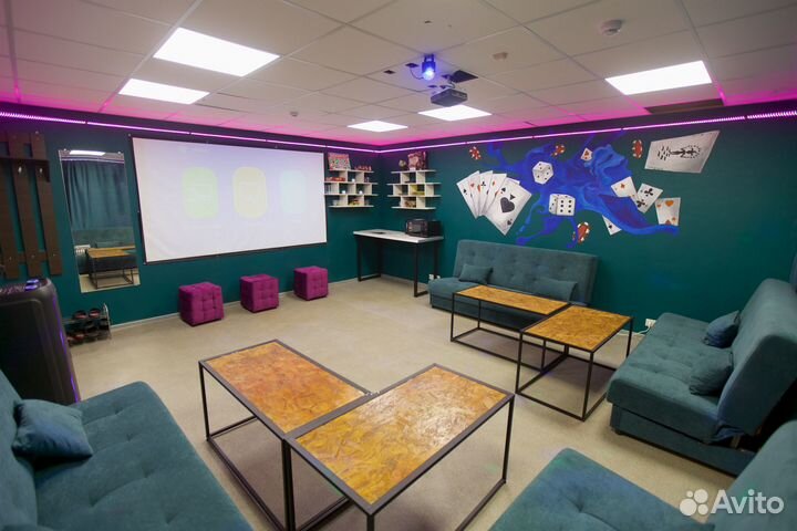 Вечеринка, лофт, банкетный зал