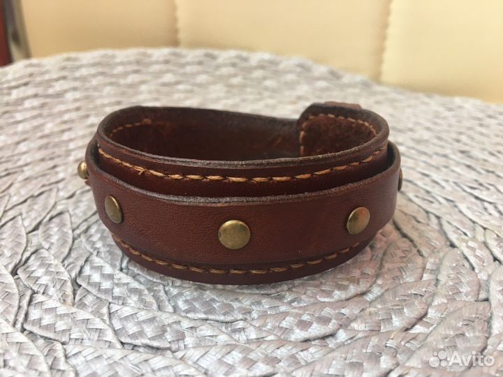 Браслет кожаный