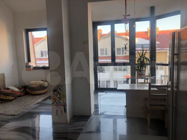 3-к. квартира, 140 м², 4/4 эт.