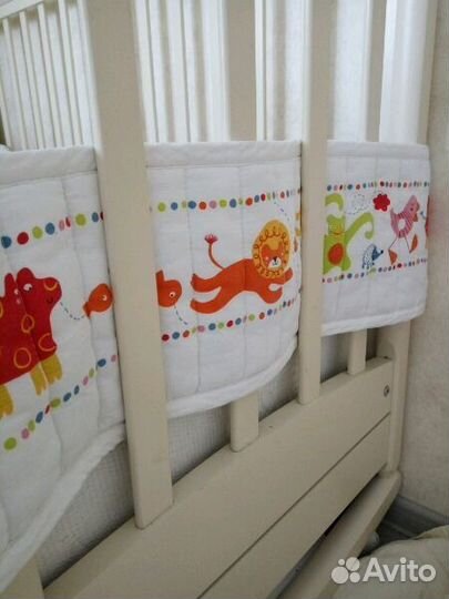 Бортик новый в кроватку детскую - 4 элемента