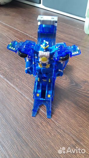 Машинка робот