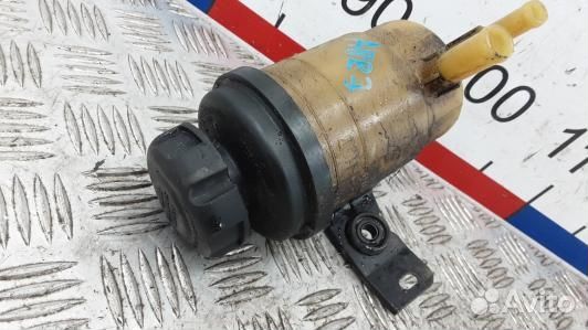 Бачок гу KIA sportage 2 (ABR07NO01)