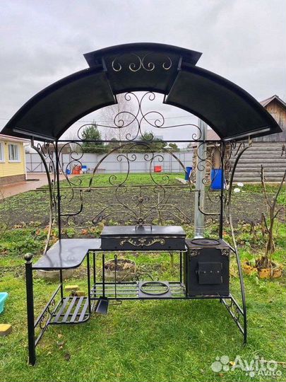 Мангал кованый с крышей