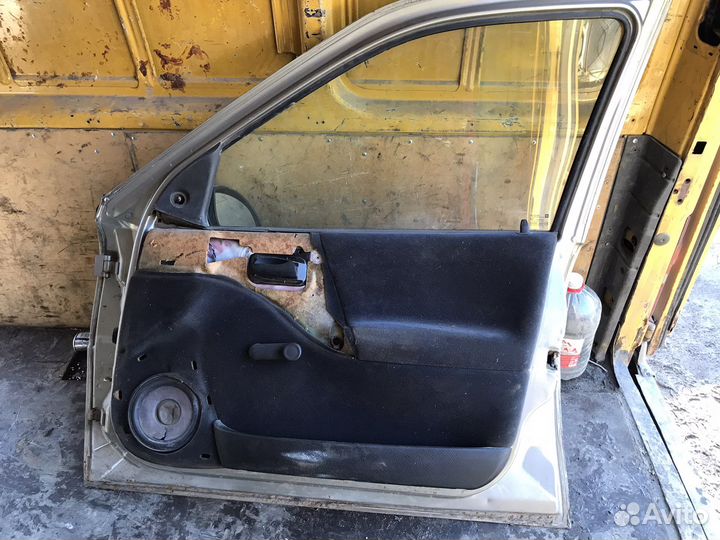 Двери Opel Vectra