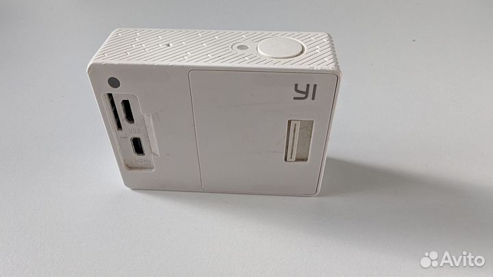 Экшин камера Xiaomi Yi