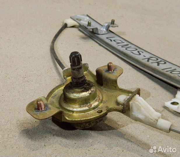 Стеклоподъемник задний правый Chevrolet Lanos