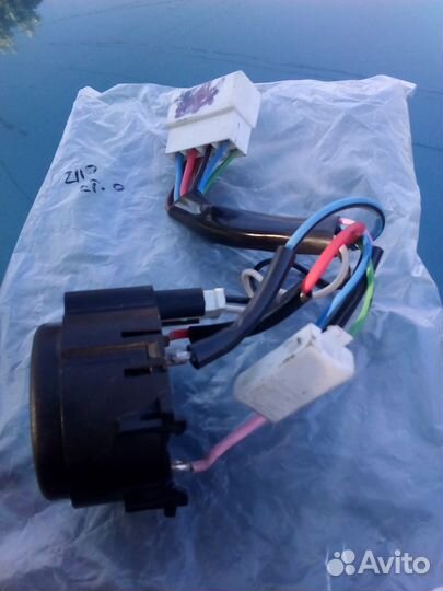 Контакты замка 2110