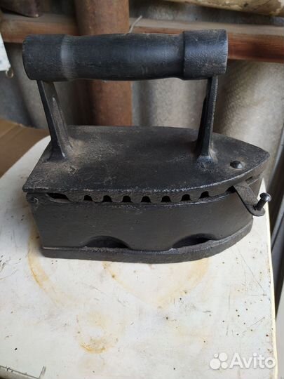 Утюги чугунные