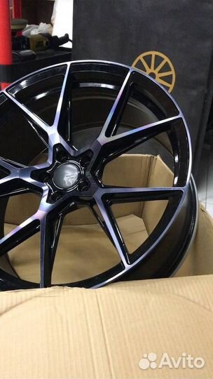 Новые диски R22 на Genesis, Infinity, Lexus Toyota