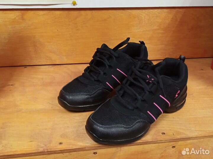 Кроссовки для танцев (джазовки) 38р