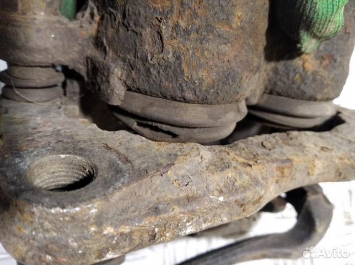 Суппорт передний левый Mazda Cx7 2007-2012