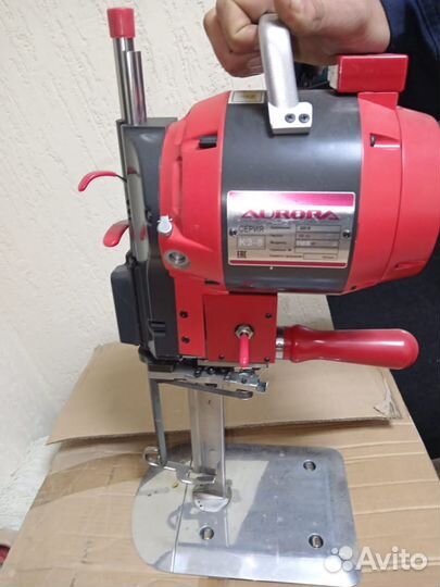 Вертикальный (сабельный) раскройный нож Aurora