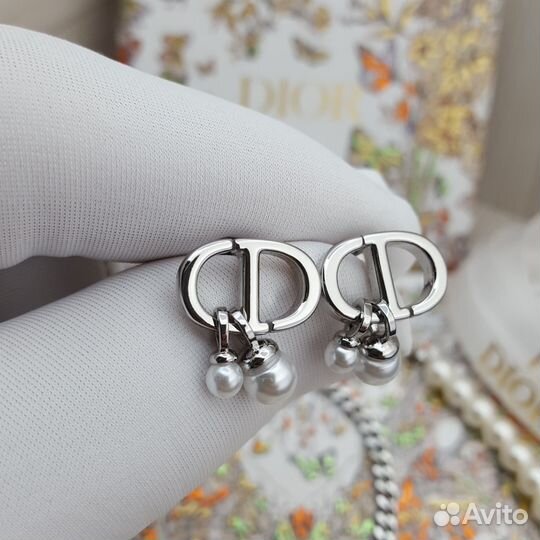 Серьги, колье Dior текущая коллекция