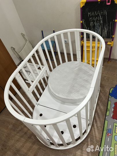 Кровать трансформер с маятником