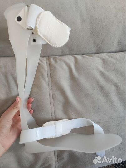 Бандаж на голень при отвисающей стопе