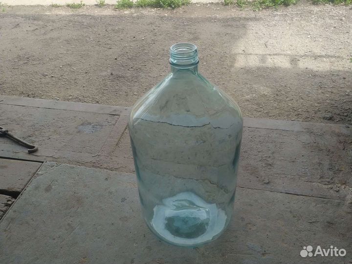 Бутылкь стеклянная 20 литров